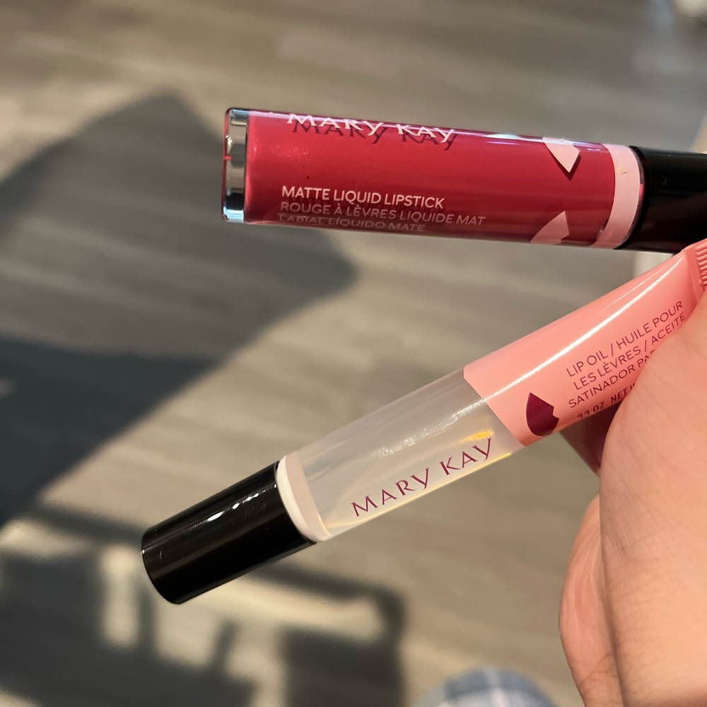 Matte + gloss combo